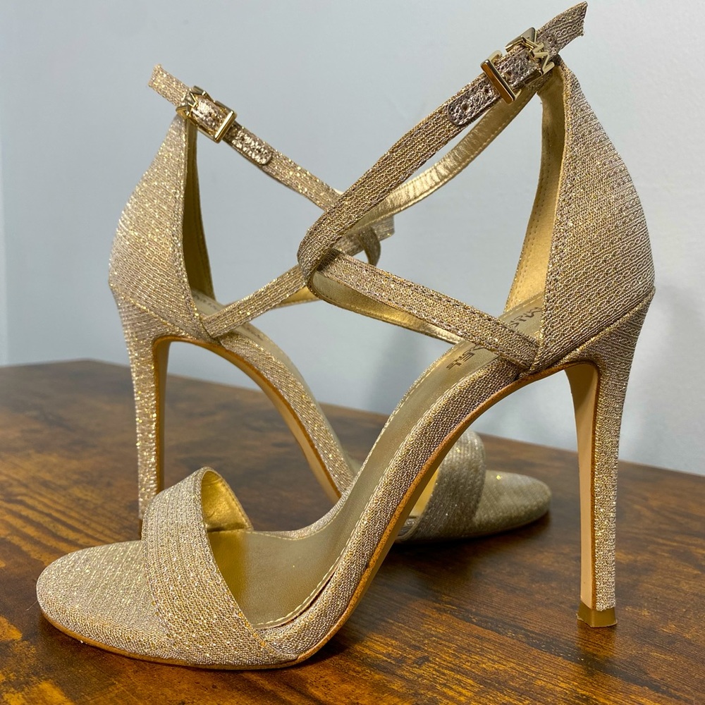 Michael Kors Simone high Sandal Glitter Sand size 6